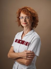 Dr. Bálint Krisztina